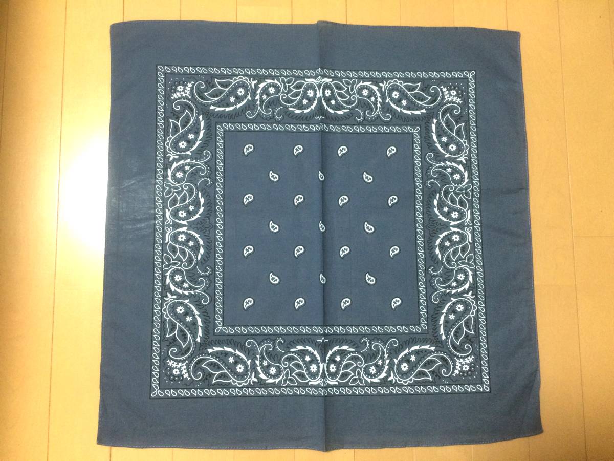 希少色★バンダナ BANDANA グレ- グレイ ペイズリー LA物 56×56 ハイクオリティー コットン100% レトロ おしゃれ 輸入雑貨 LA 仕入れ 新品拍卖