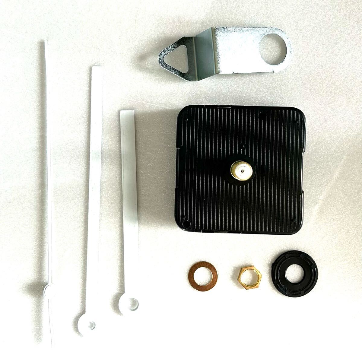 送料無料 時計交換用クォーツ時計 電池式 DIY 壁掛け時計針 モーターパーツキット 白拍卖