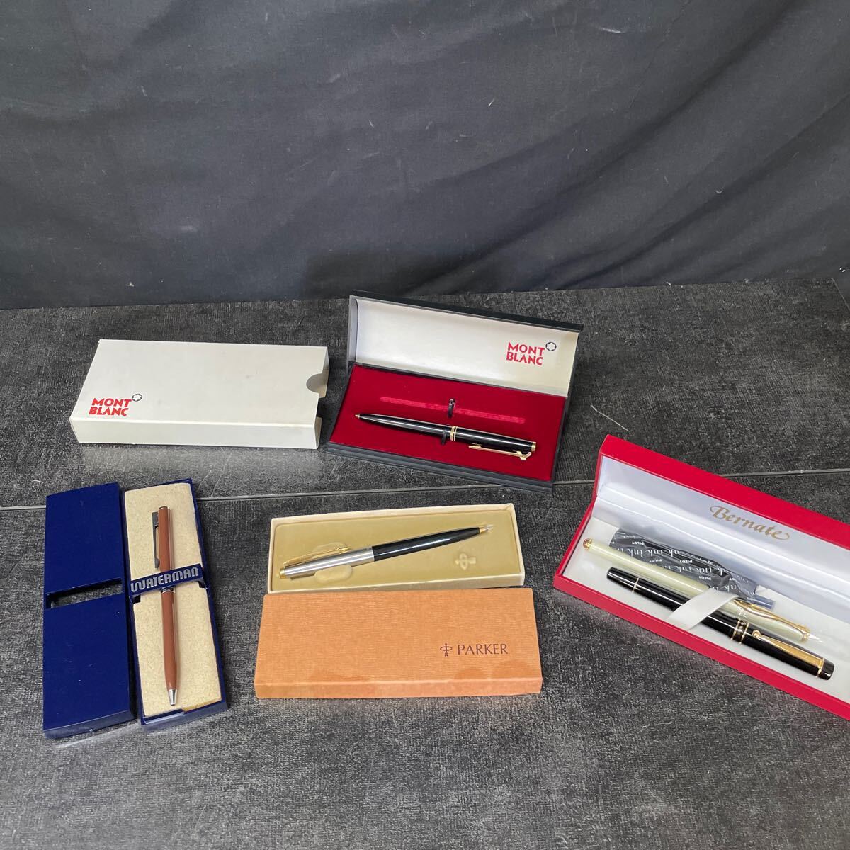 筆記用具 まとめ Mont Blanc モンブラン ボールペン PARKER シャーペン PILOT パイロット ペン先F 万年筆 など 文房具 1拍卖