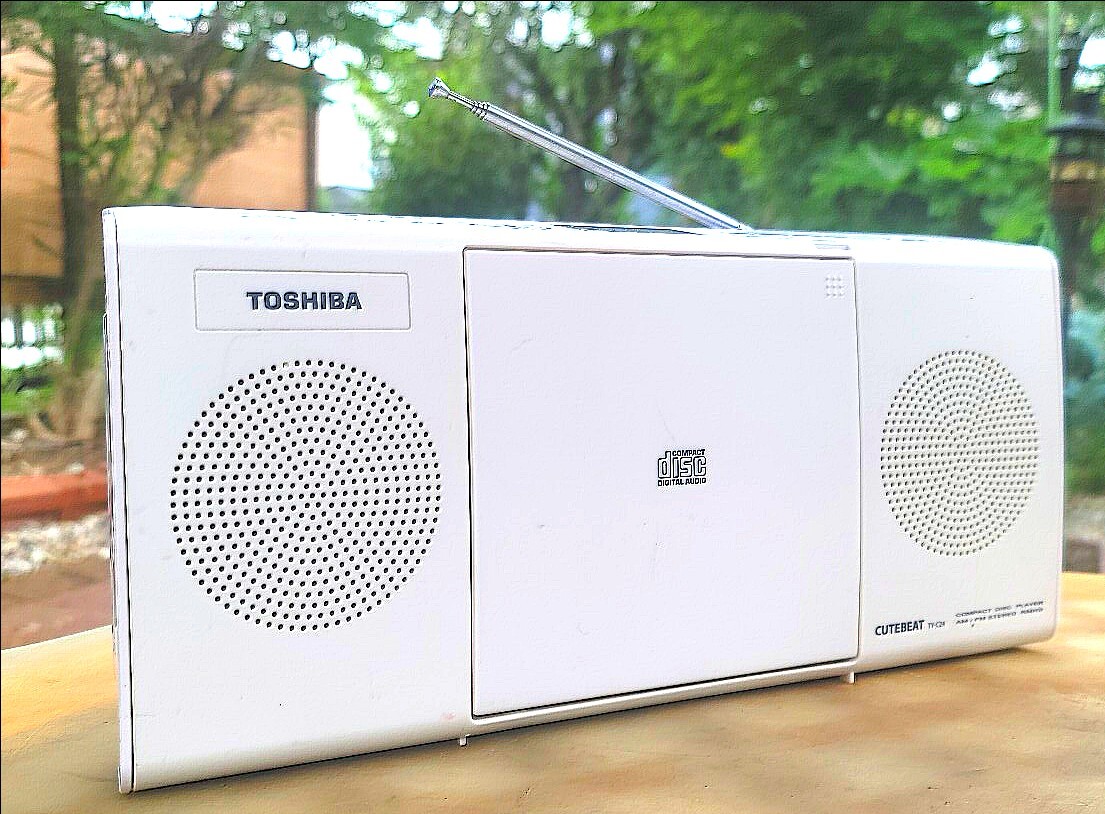 【難あり】東芝 CDラジオ TY-C24(FM/AM/ライン入力対応・壁掛け可)説明書あり CD読み込み不可 TOSHIBA拍卖