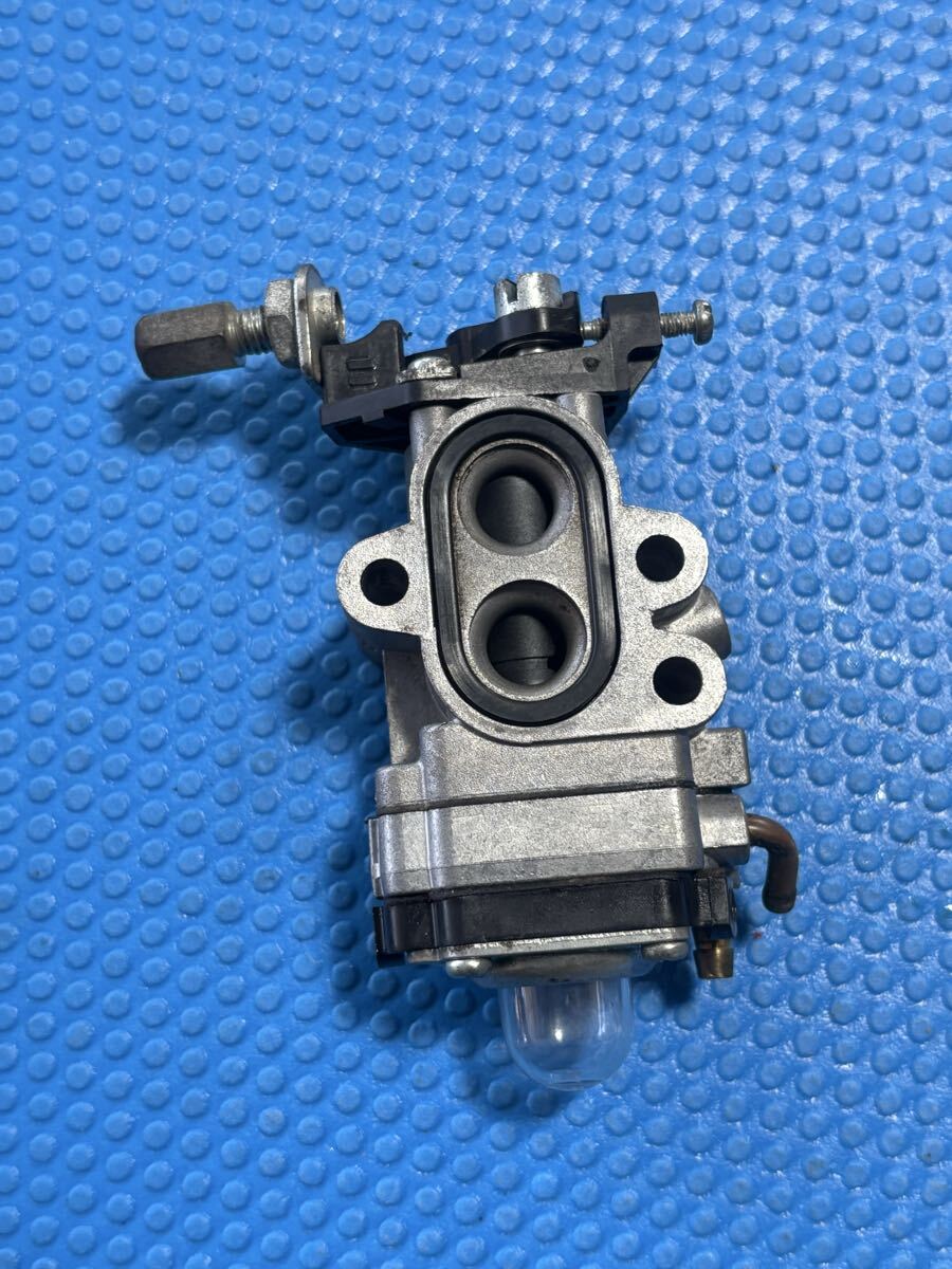 送料600円草刈機刈払機部品 パーツ ビーバーA261M/A270M/三菱TBE27 キャブレター 拍卖