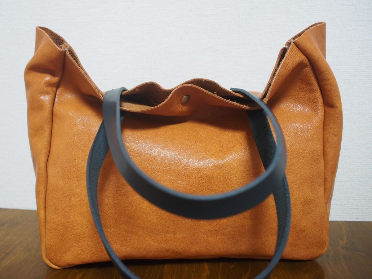 ハンドメイド本革プルアップクリーマーレザー革★レザーFUトートバッグ CAM 478拍卖