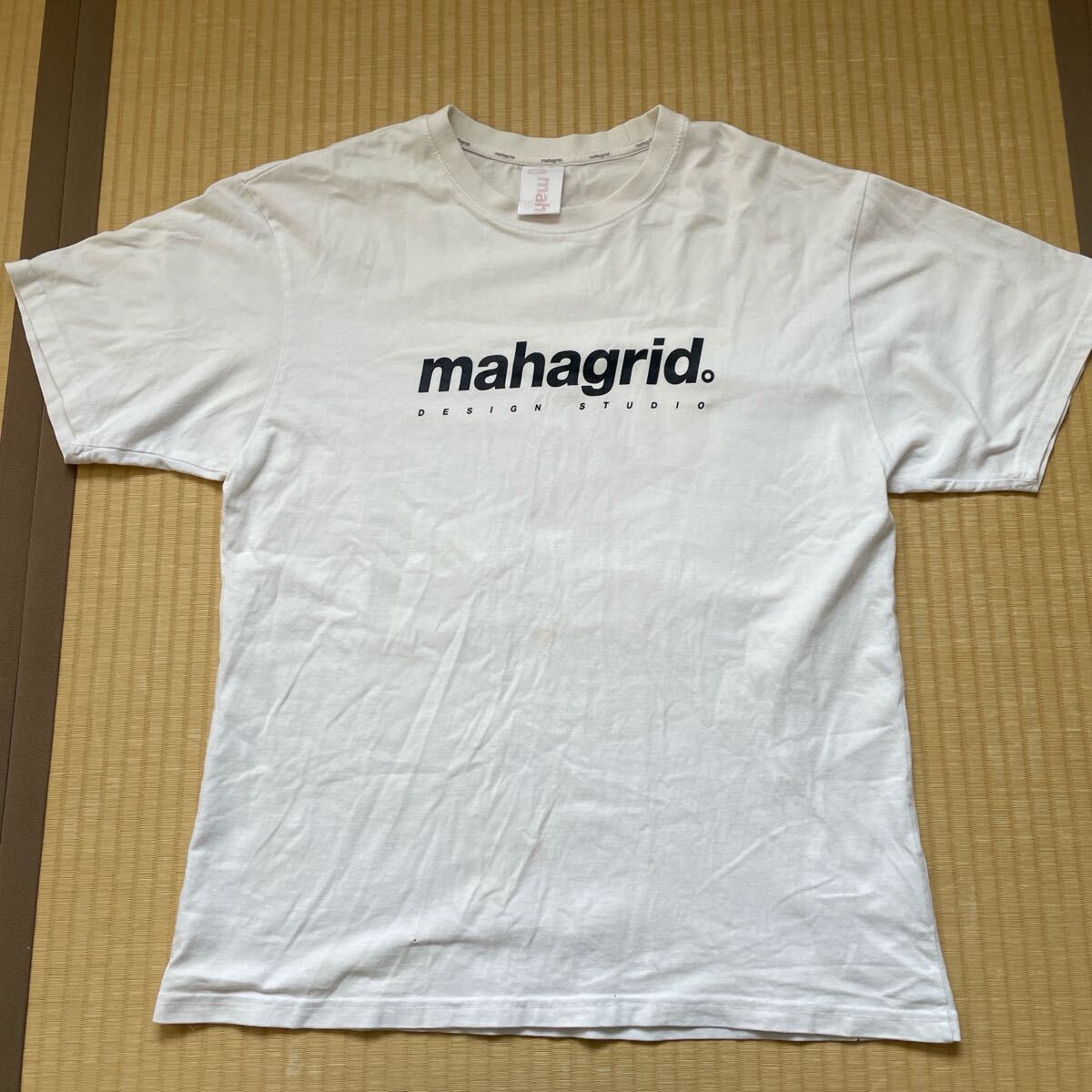 mahagrid. ロゴTシャツ マハグリッド Tシャツ mahagrid。 半袖Tシャツ拍卖