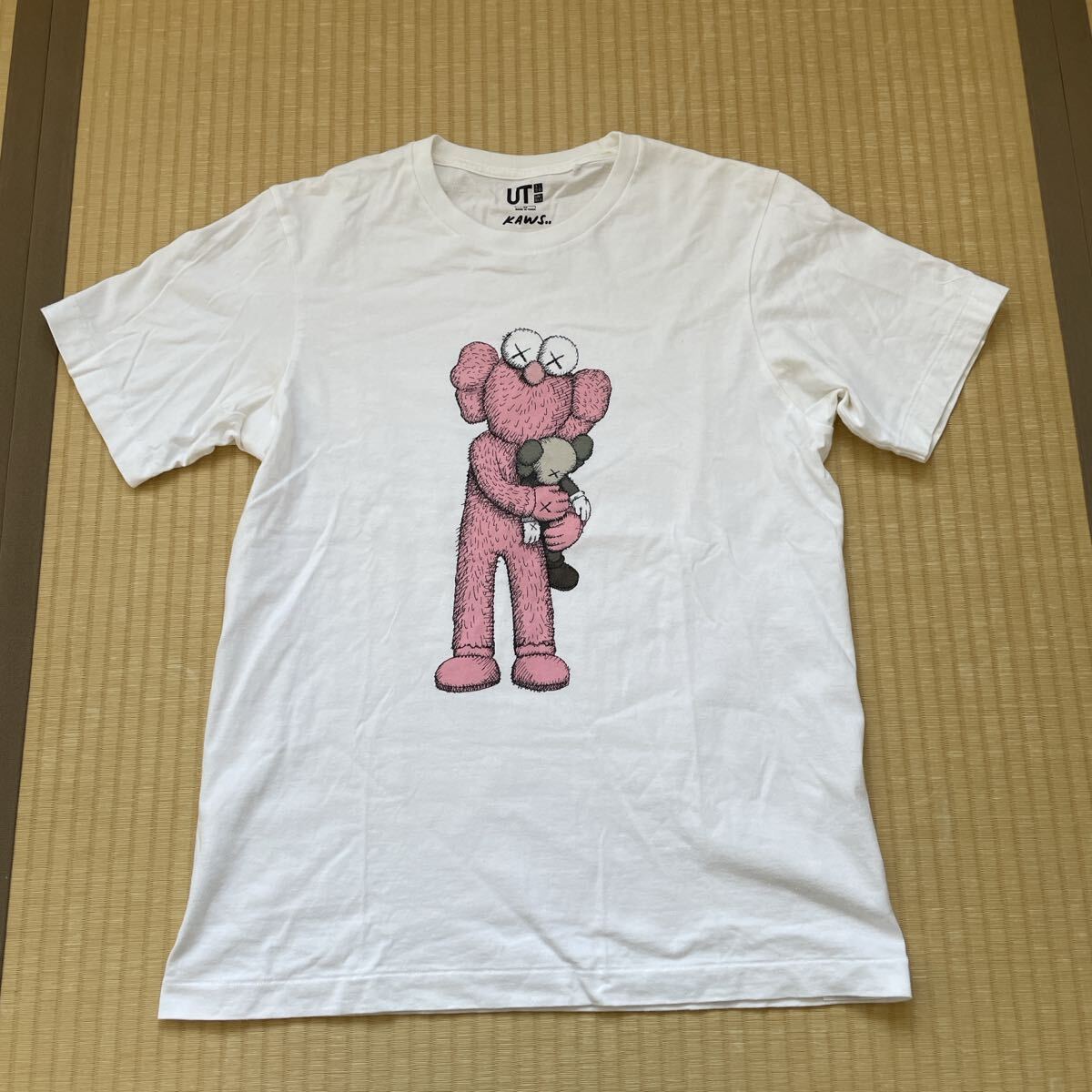 カウズ Tシャツ kaws 半袖Tシャツ KAWS ユニクロ UT コラボTシャツ UNIQLO uniqlo Kaws拍卖