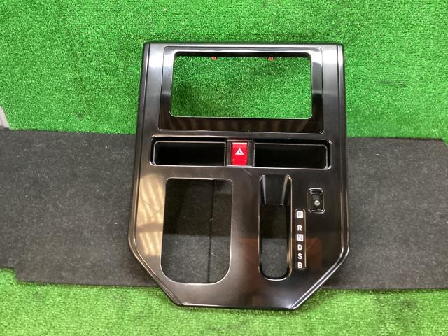 ジャスティ DBA-M900F その他 内装部品 G スマートアシスト R72 オーディオパネル拍卖