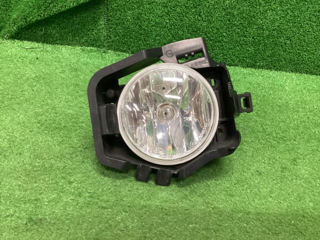 シトロエン C3 ABA-A5HM01 左フォグランプ C3 セダクション レザー EKU拍卖