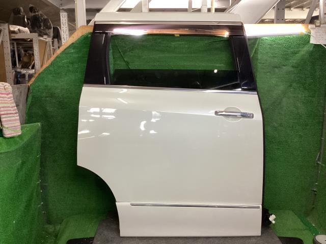 エルグランド DBA-TE52 右RドアASSY ライダー 白本革シート 7人 QAB H210M-1JAAB拍卖