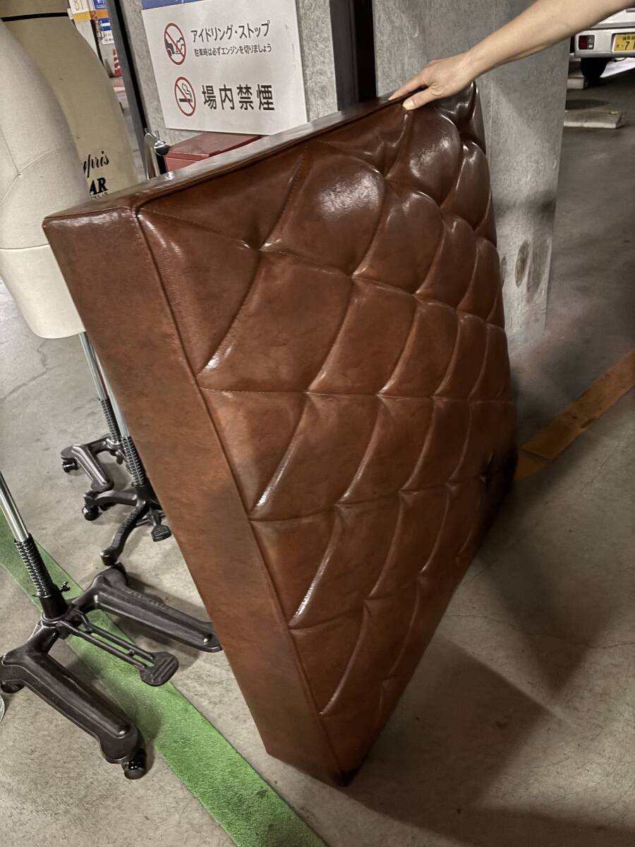 スクエアベンチ ソファ ワッフル WHX-100SQ 100cm × 100cm × 40cm 正方形 ブラウン 店舗で3ヵ月間使用 中古美品 都内お引き取り限定拍卖