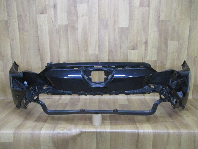 E12/ ZSG10/ZVG11/ZVG15カローラ クロス純正フロントバンパー 52119-16580拍卖