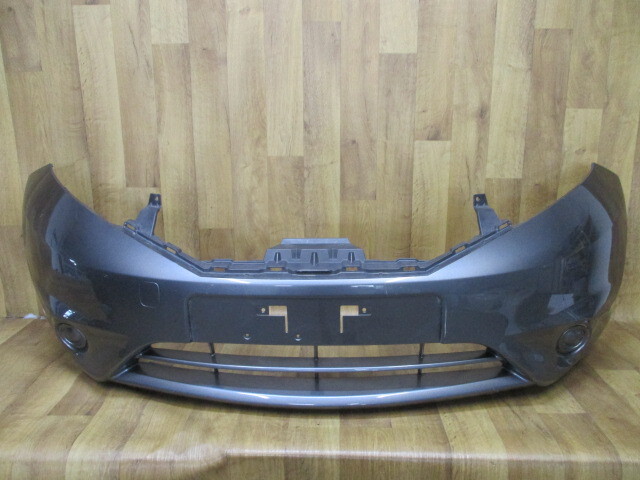 E12/ E12ノート純正フロントバンパー62022 3VA0H拍卖