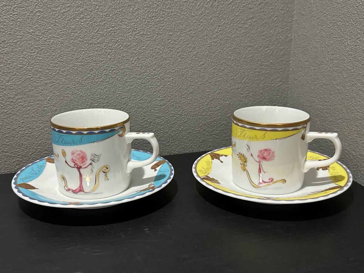 D(0709t13) 資生堂 ノベルティ 花椿 花柄 カップ&ソーサー 2客 ペア カップ 口径約6.3cm 高さ約6cm ソーサー 直径約13.5cm 高さ約1.5cm 拍卖