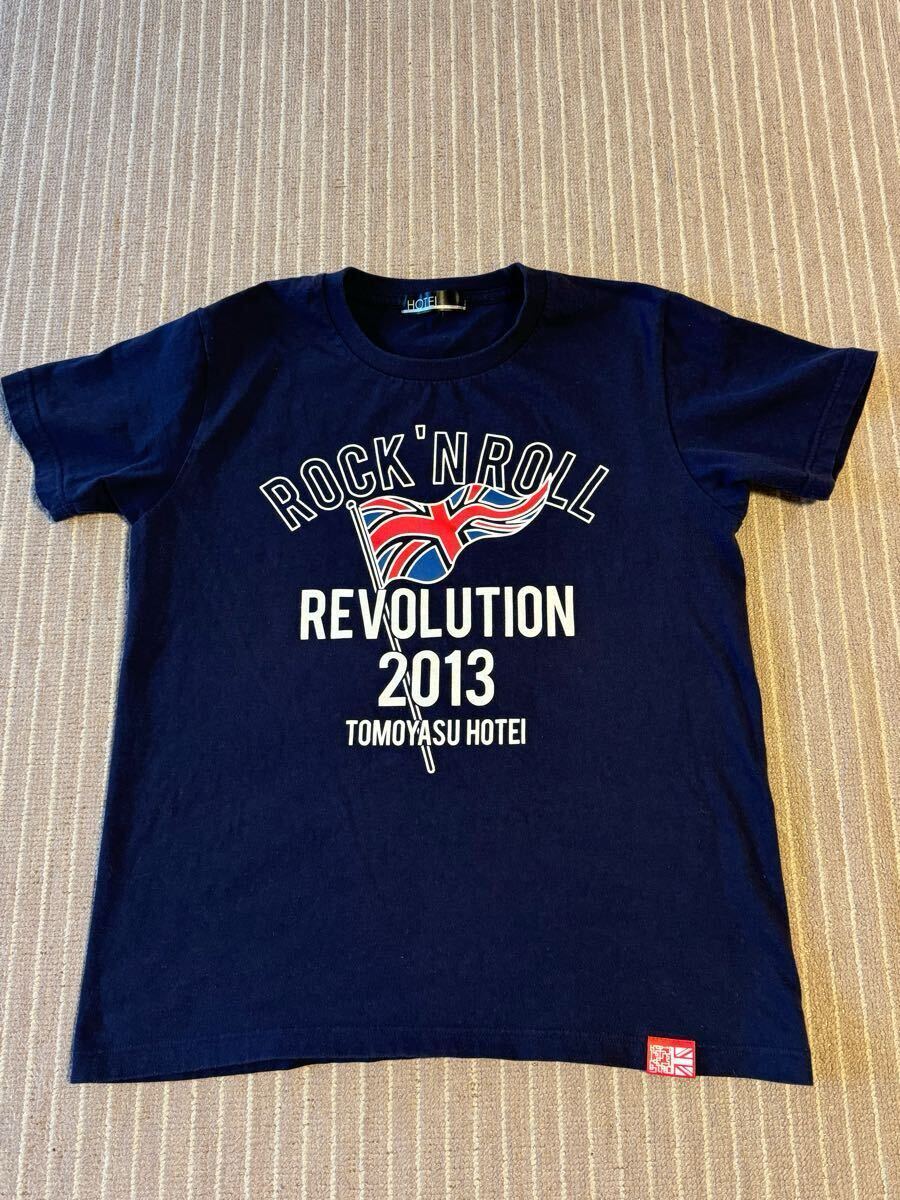 布袋寅泰 TOUR 2013 Rock'n Roll Revolution FLAG Tシャツ (Mサイズ) 美品 HOTEI拍卖