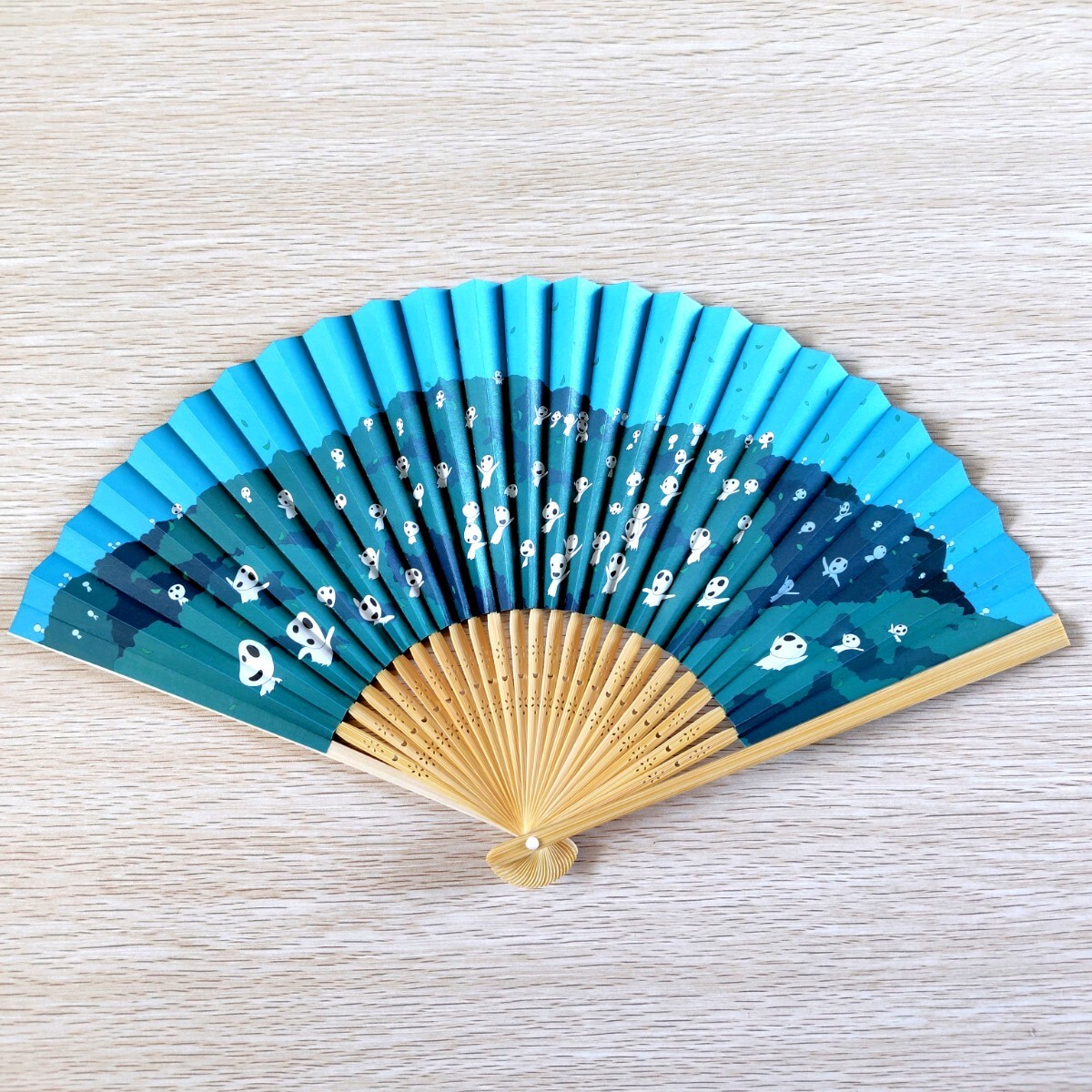 【送料無料】ジブリパーク もののけの里限定 名古屋扇子/コダマ拍卖