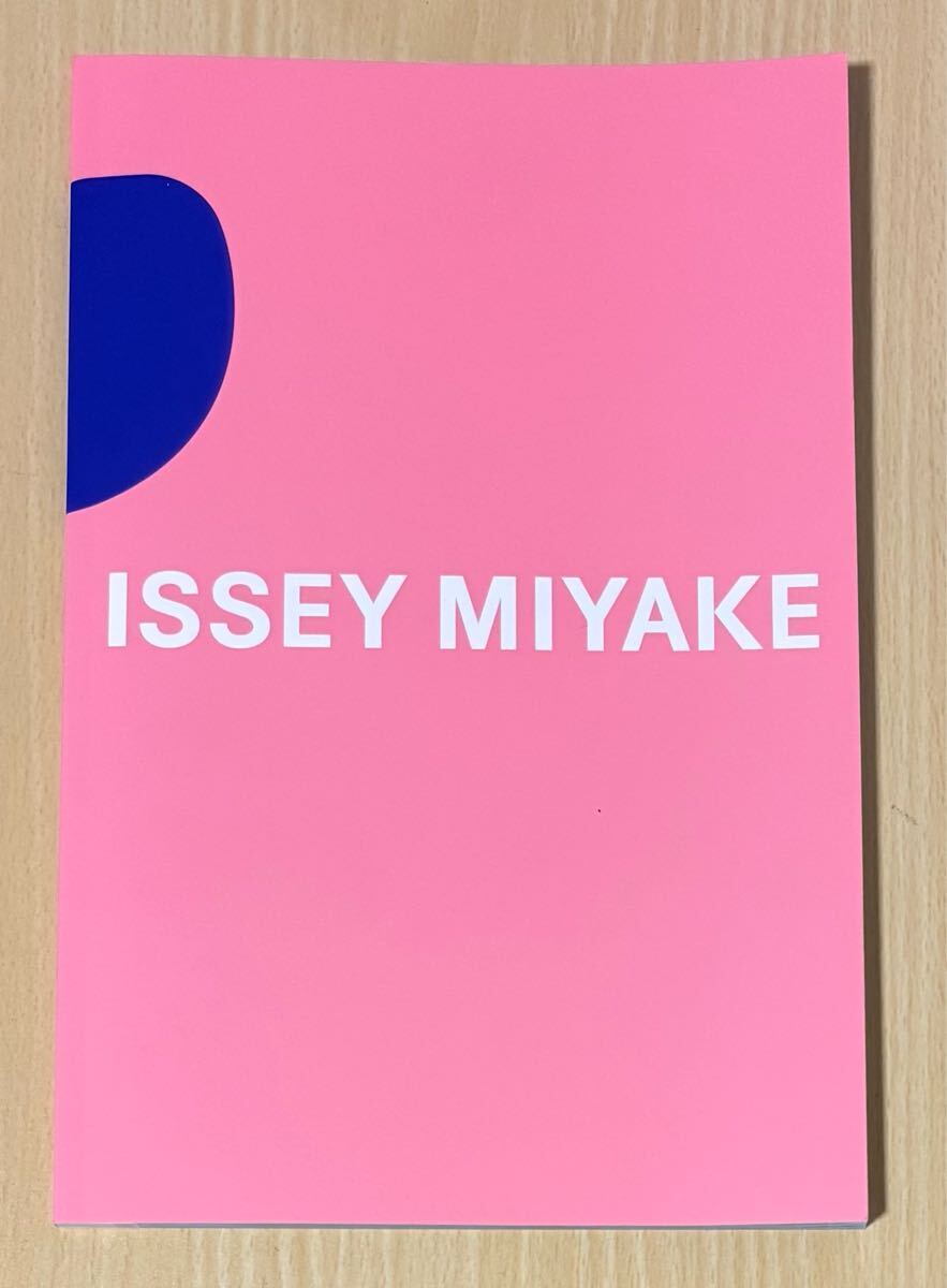 ISSEY MIYAKE イッセイ ミヤケ 秋・冬 2025 / 26 カタログ★拍卖