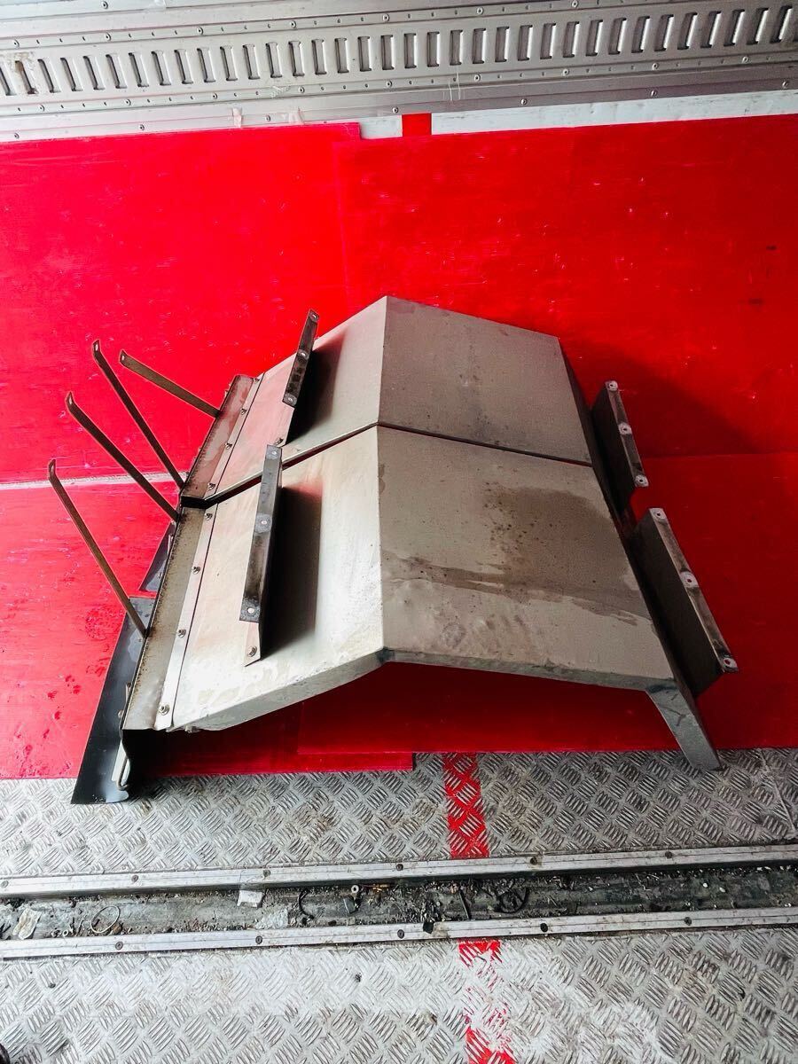 4トン 2トン リアフェンダー サイド フロント フェンダー 左右セット ステンレス製 泥よけ 泥除け デコトラ レトロ セット Rei4070拍卖