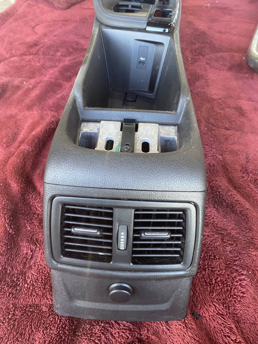 ◆P720-1◆BMW純正◆X1◆F48◆Mスポーツ◆センターコンソール◆中古品◆拍卖