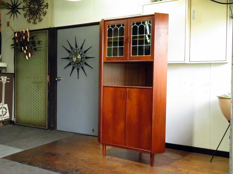 北欧ヴィンテージ・デンマーク・チーク・コーナーキャビネット・クリーニングのみ・売切/検索ウェグナー・ク リスチャンセン・モーエンセン拍卖