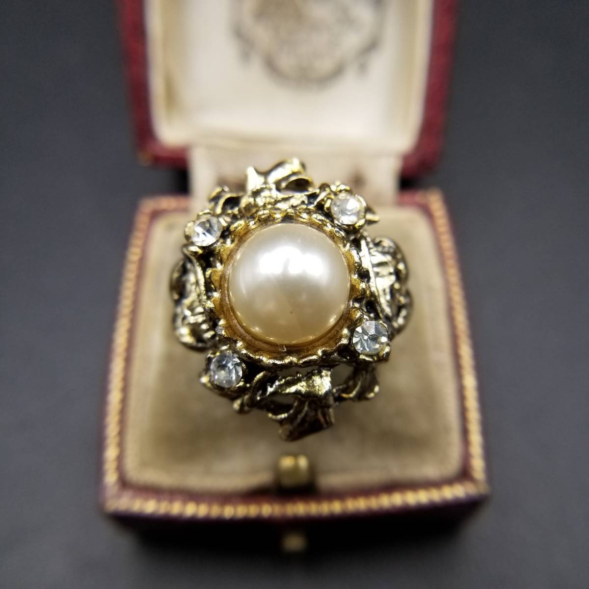 70's フェイクパール クリアストーン ヴィクトリアスタイル ビンテージ リング 指輪 昭和レトロ コスチュームジュエリー 輸入 8Y-L拍卖
