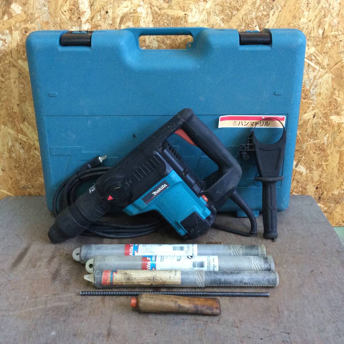 【H-3557】中古品 makita マキタ 40mm ハンマドリル HR4000C 電動工具 ハツリ 振動拍卖