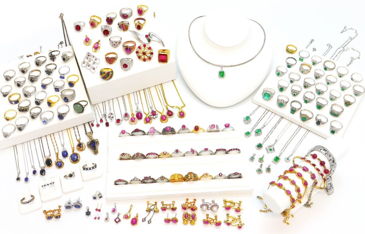 おたからや◆合成含浸ルビー/サファイア/エメラルドアクセサリー リング等 (傷欠け,ゆがみ有)《約660g》【R-YA01974】拍卖