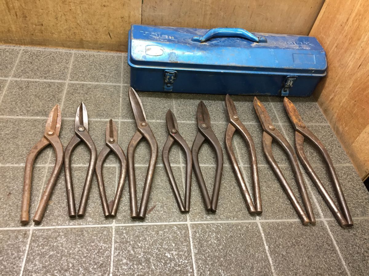 GG2059 板金鋏9点まとめて 金切鋏 板金工具 工具箱付 刃物 切断 お得セット /100拍卖