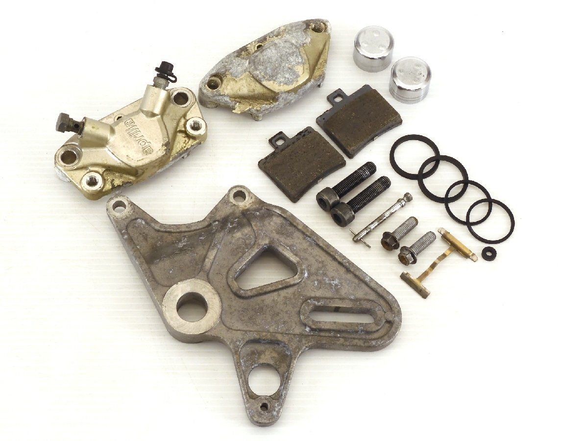 60【評価A】 Aprilia アプリリア RS125 純正 リア ブレーキ キャリパー & サポート 分解洗浄済拍卖