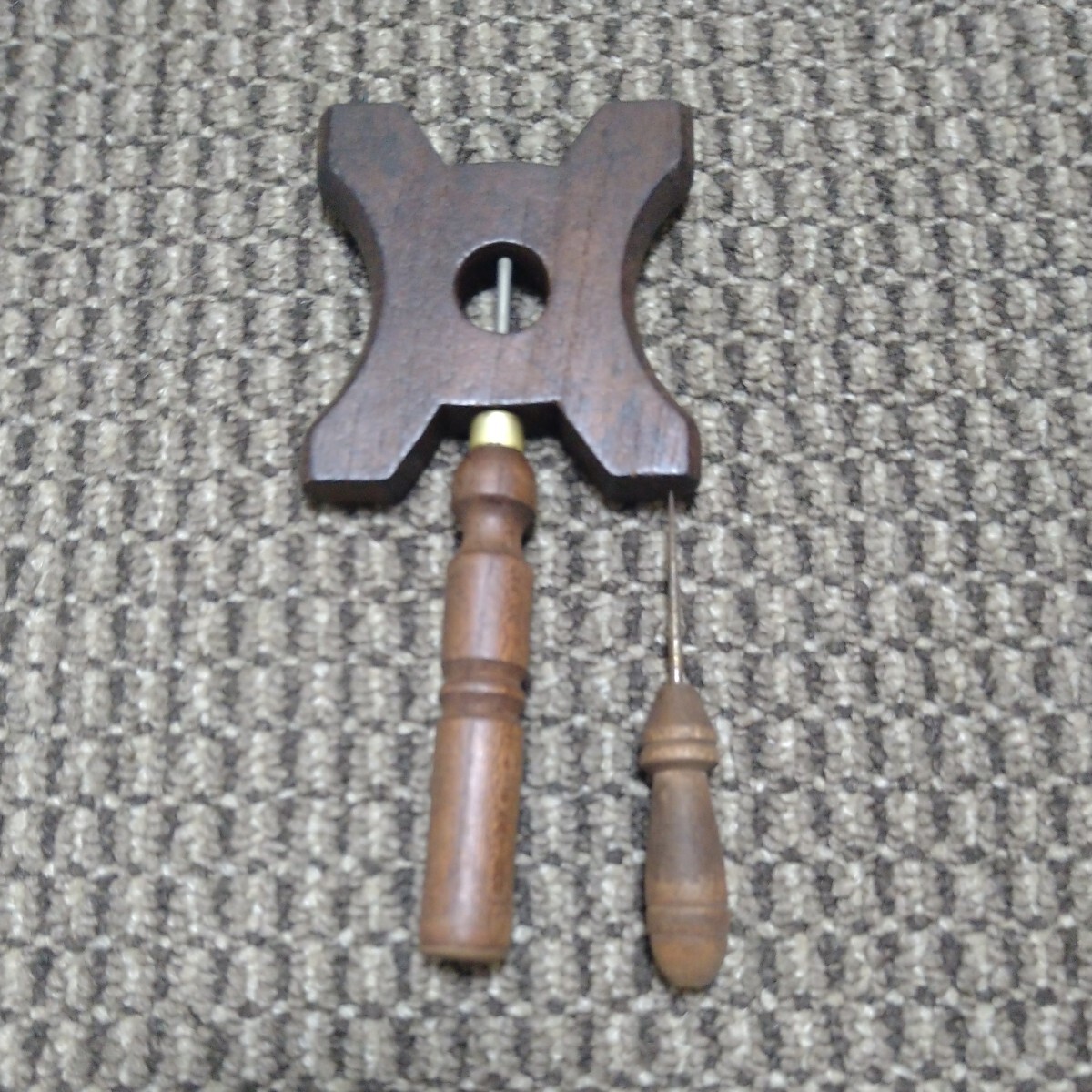 ジャンク品/長期保管品/レア品/メーカー不明/糸巻き/木製/大工道具拍卖