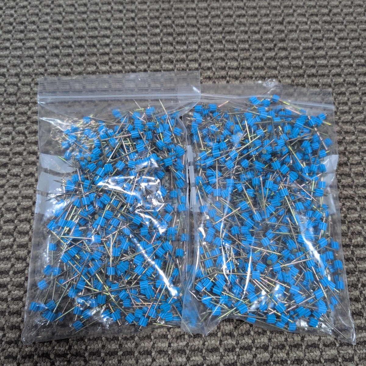 ジャンク品/長期保管品/中古/大築/ダイチク/F36/カクシ釘/隠し釘/1P500本入り×2Pセット/廻緑、巾木、戸当たり拍卖