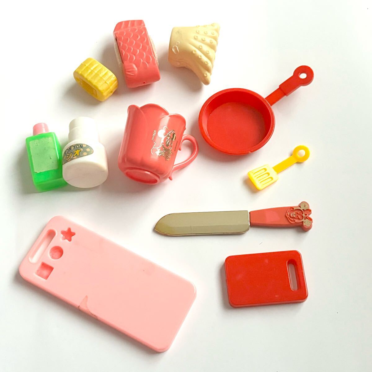 ミニーマウス おままごとセット 料理 平成レトロ 当時物 ミニーちゃん おもちゃ キッチン 幼児玩具拍卖