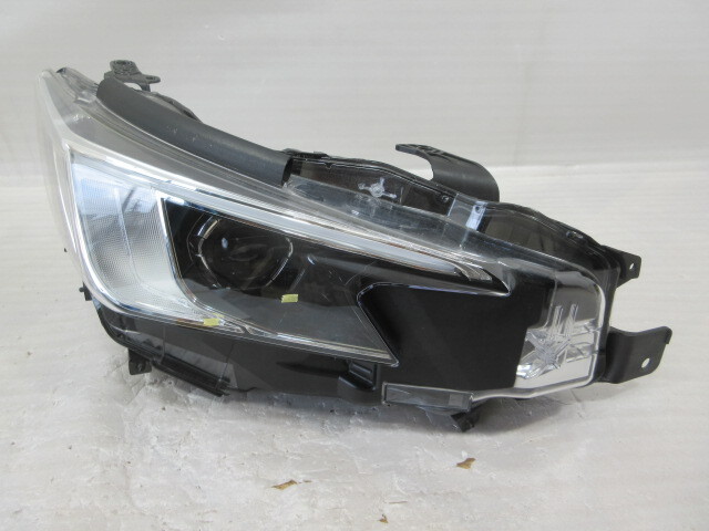 良品 スバル レヴォーグ VN5 純正 LED 右 ヘッドライト拍卖