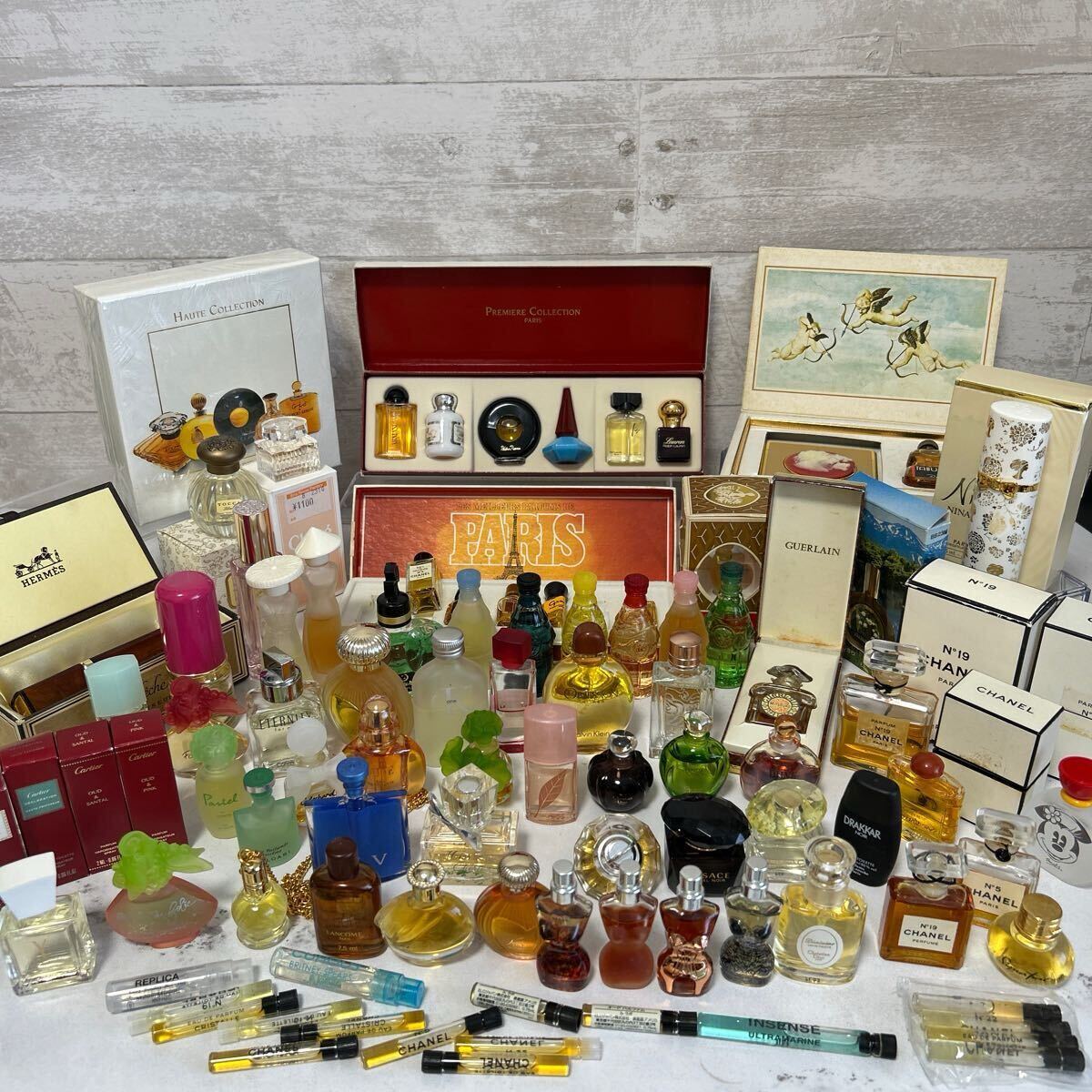 1円〜ミニ香水まとめフレグランスCHANEL DIOR BVLGARI GUERLAIN HERMES ゲラン シャネル ミニボトル ミニチュア ブランド香水ミニサイズ r拍卖