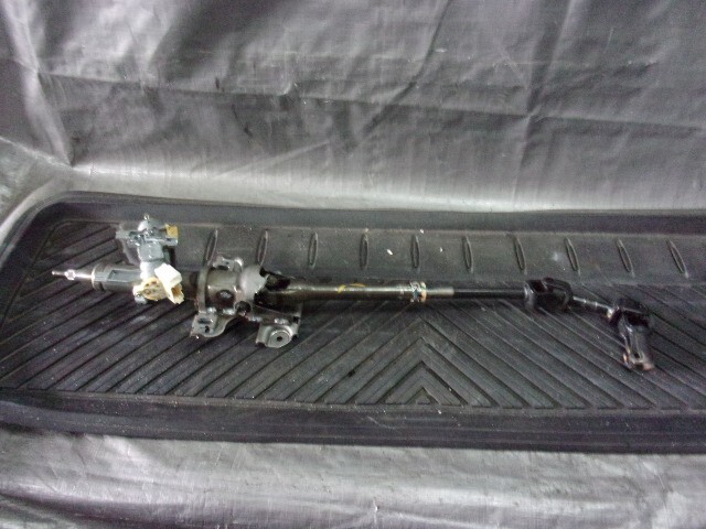 【2696】ミニキャブ U61V 2005年式 3G83 ステアリングシャフト MN113784 棚A3-5拍卖