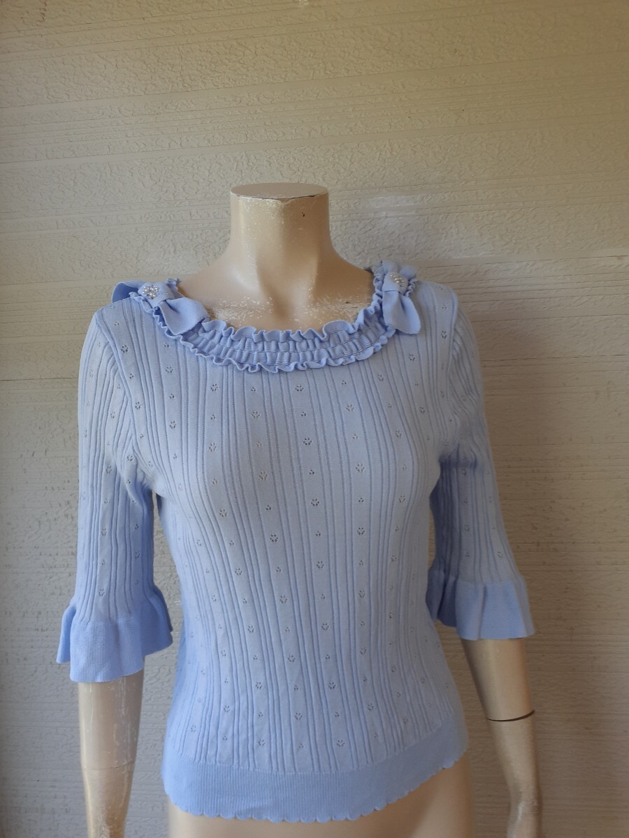 フェルゥ*Feraux★美品★ニットソー★透かし柄★リボン使い★サックス系★2号拍卖