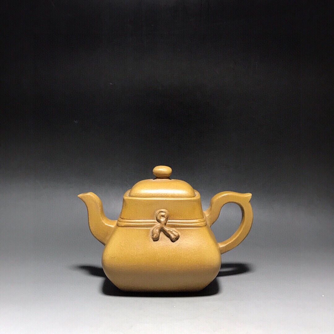 TM7#5112【3.1】人間国宝 中国骨董 紫砂壺【紫砂壷の逸品です】磁器 工芸品 陶芸 精美彫 置物 收藏品 伝世家珍拍卖