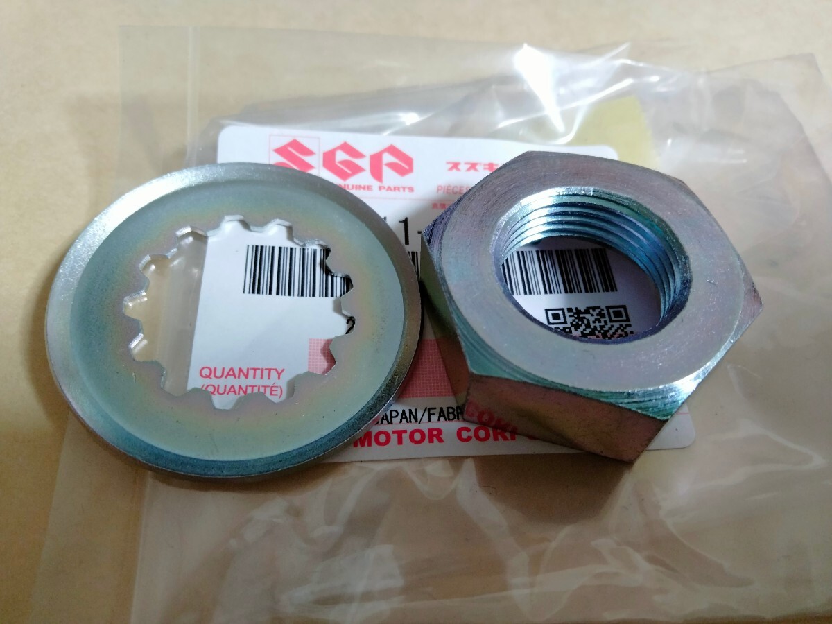 PAYPAY SUZUKI GS400E2 GS400E3 GS400L GS425L GSX400E ザリゴキ 純正 新品 フロントスプロケットナット ロック ワツシャーメーカー廃盤拍卖