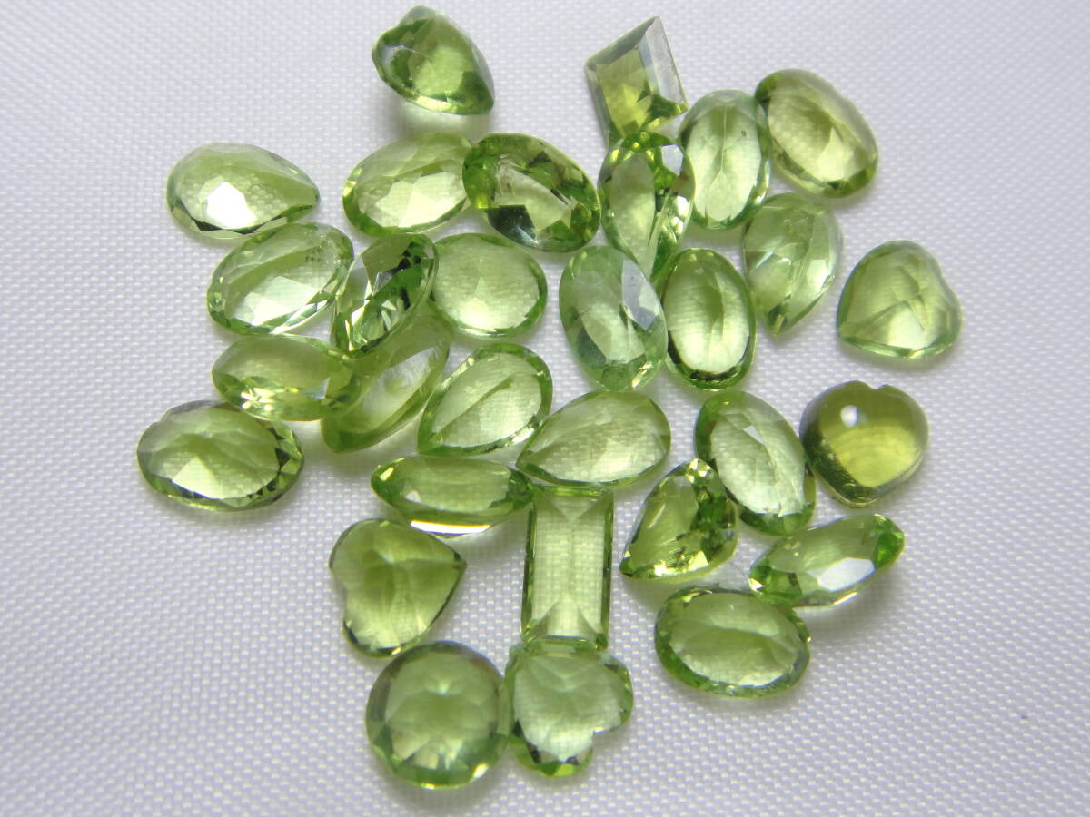 天然石 宝石! ペリドット ルース 小粒 大量! 30個おまとめ ヴィンテージ アクセサリー作り・ハンドメイド用素材等に I374拍卖