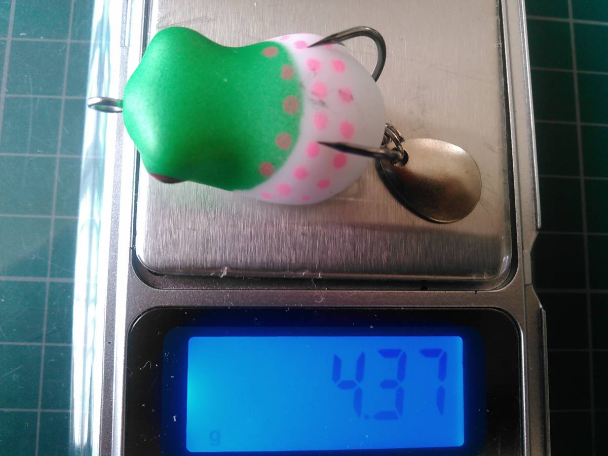 小型ウィードレスルアー 30mm 4g グリーンヘッド 検) B級ルアー ブラックバス フロッグ スカム カスタム ナマズ 雷魚 ライギョ 鯰 野池 拍卖