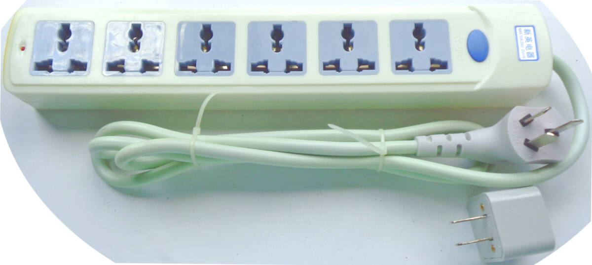 電源タップ 3本ピン(BF)、アダプター付き Surge Protector 1.8m拍卖