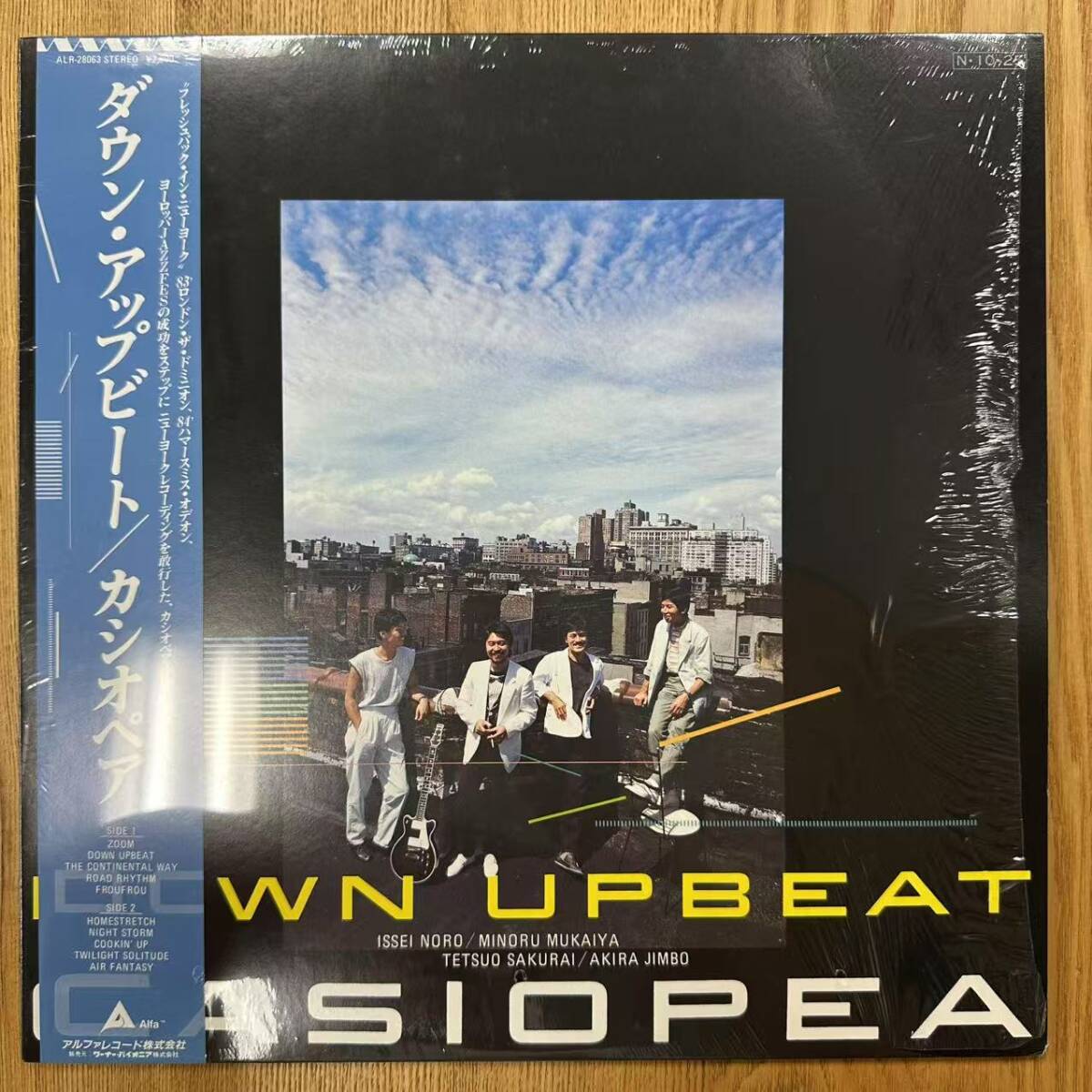 ★・ステッカー付 美品 帯付 Jazz LP / ジャズ Casiopea(カシオペア) - Down Upbeat / Alfa - ALR-28063 / DND070441拍卖