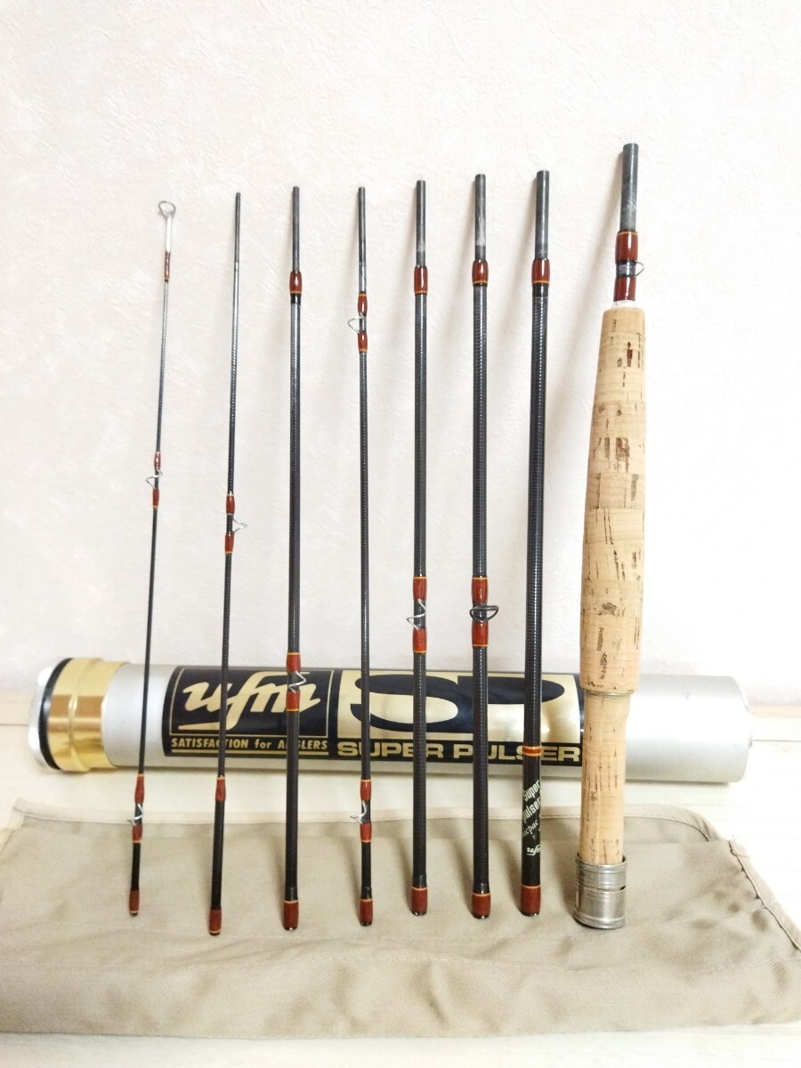 ※ 中古美品 希少な8ピース パックロッド で仕舞寸法約30.5cm ufm ウエダ スーパーパルサーZ ミックパック 7040 7' ♯4 フライロッド ※拍卖