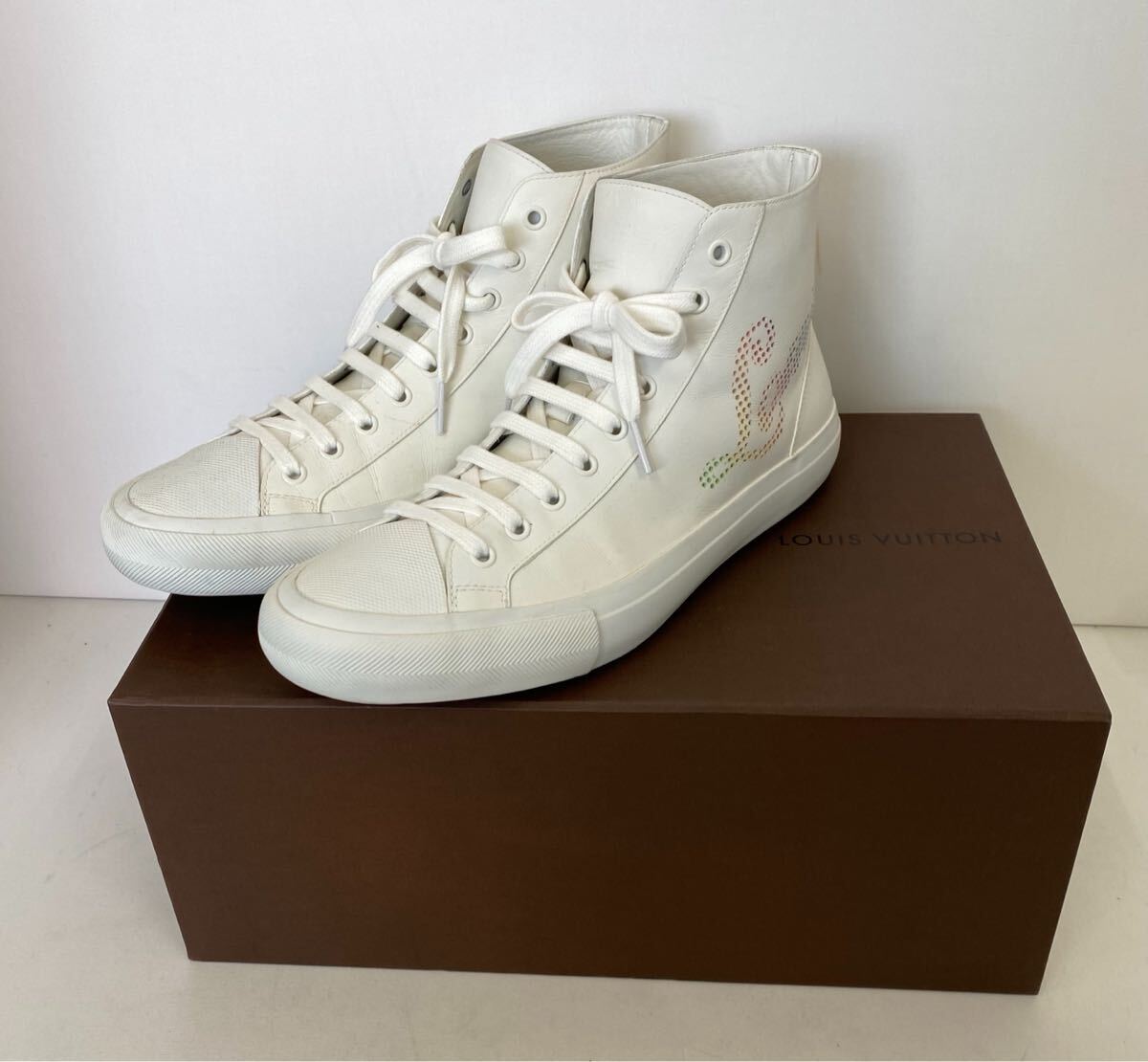 【LOUIS VUITTON】ルイヴィトン ハイカットスニーカー US7 1/2 レザー パンチングロゴプリント MS0118 ホワイト 34拍卖