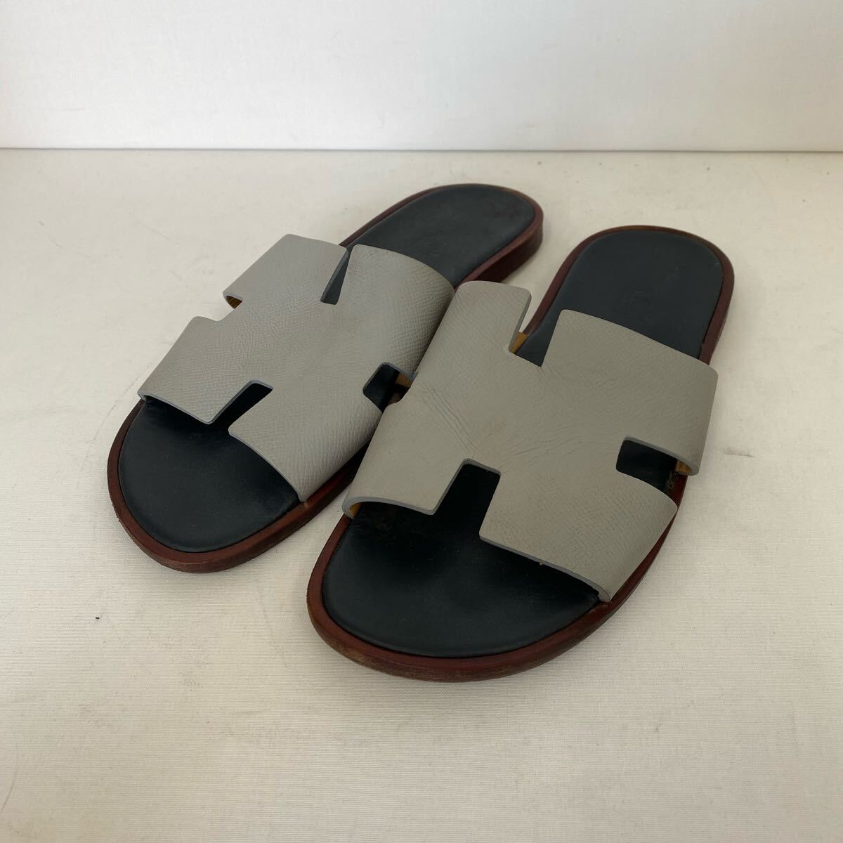 【HERMES】エルメス サンダル 41 イズミール グレー 34拍卖