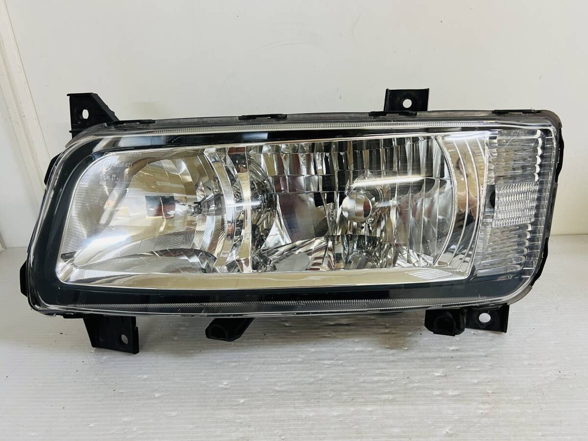 17044N 純正 三菱 ふそう スーパーグレート ヘッドライト 左 左側 助手席側 ML232433 HID バラスト バーナー 点灯確認済拍卖