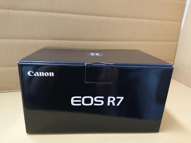 @【未使用品】 EOS R7 ボディー 5137C001 レンズ交換式カメラ デジタルカメラ ミラーレス一眼カメラ拍卖