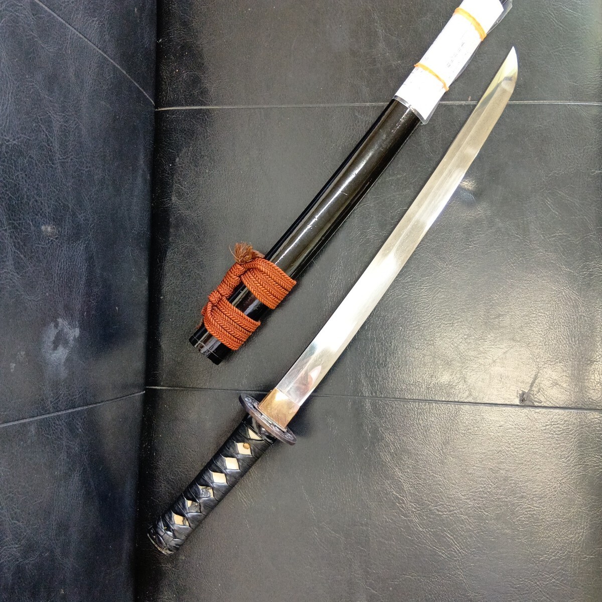 真剣 日本刀 脇差 登録証有 時代物 旧家蔵出し発見 刀剣 古美術 骨董拍卖