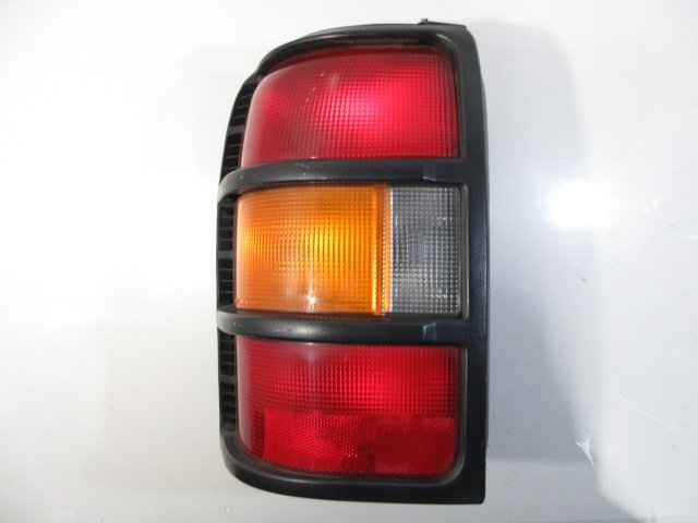 パジェロ V44 V46 純正 左テールレンズ テールランプ STANLEY RR1540 中古 難有り拍卖