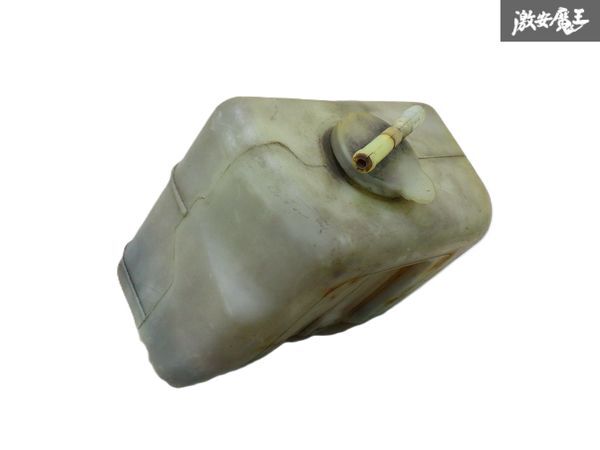 【ストア出品】 トヨタ 純正 AE86 トレノ レビン 冷却水 タンク リザーブタンク 1個 本体のみ 即納 在庫有 棚5-3拍卖