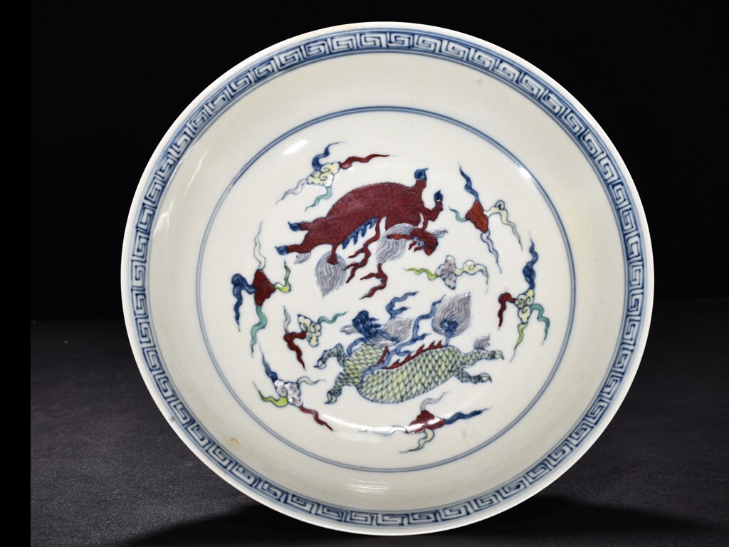 TB305■中国古玩 唐物 明成化 闘彩の麒麟紋盤 珍品■高さ5m・直径22.3cm■拍卖