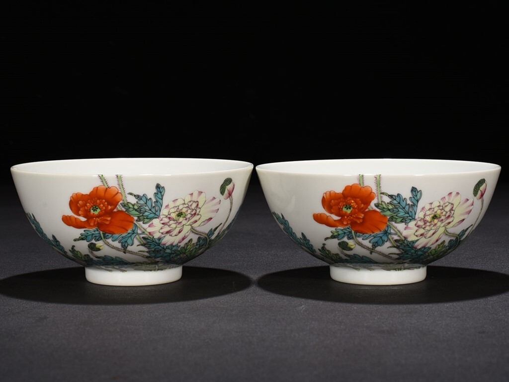 ■TM101■大清雍正年制銘 粉彩過枝虞美人花卉紋碗一対 時代物 箱付き古玩 唐物 古陶磁器■拍卖