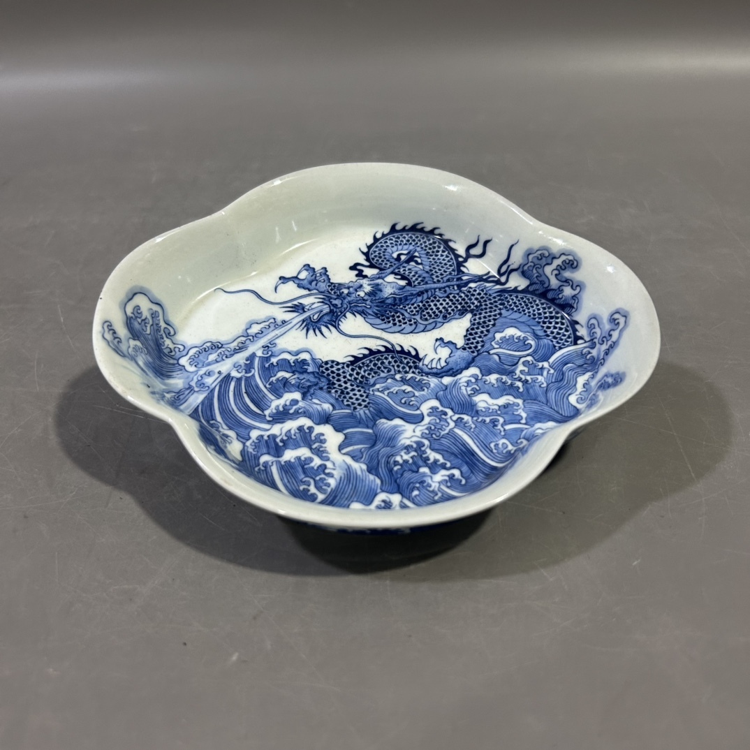 ■TH01■大清雍正年制款 青花海水龍紋水洗 時代物 古玩 唐物 古陶磁器■拍卖